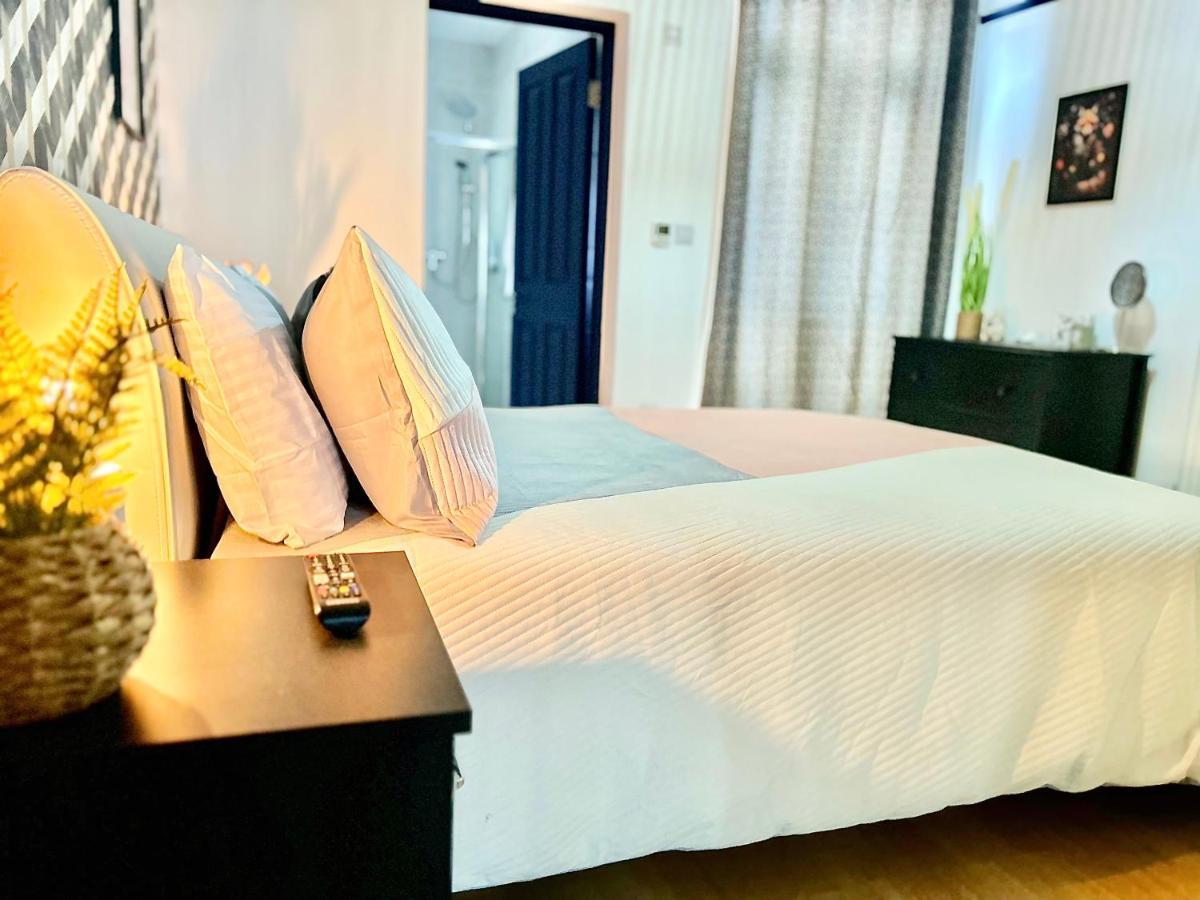 Rest Boutique Golders Green Лондон Экстерьер фото